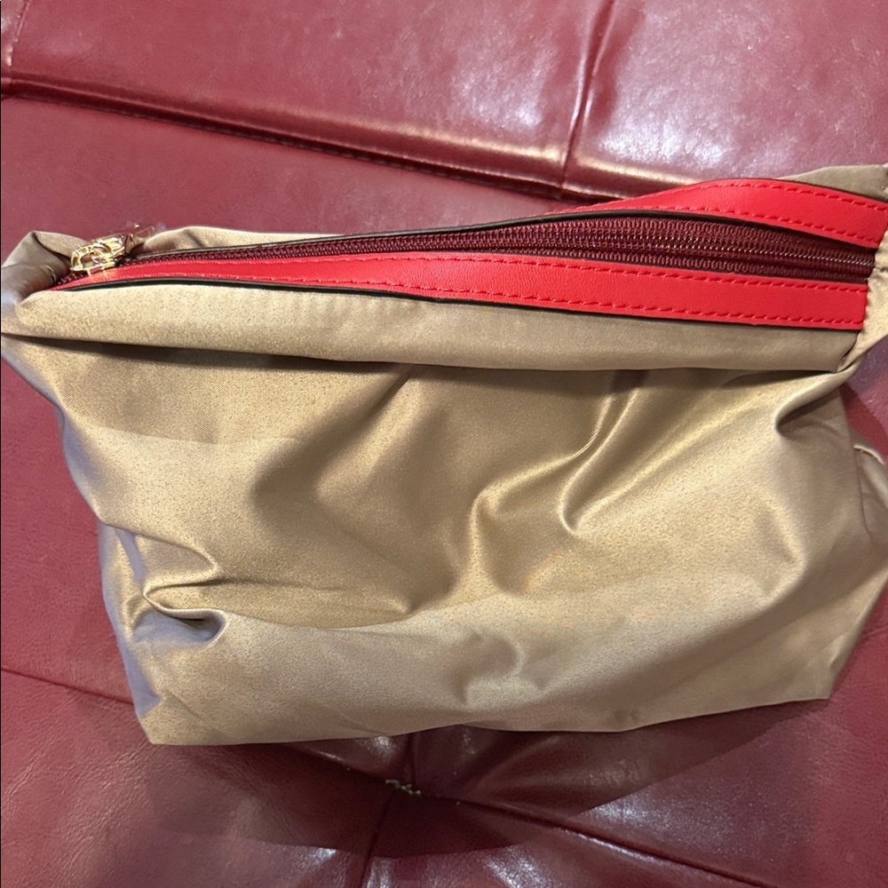 Bostonian Gold and Red Zippered Pouch